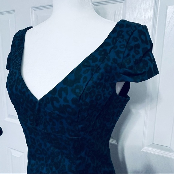Bb dakota blue back leopard print jean dress with cap sleeve size 10 - Picture 5 of 7